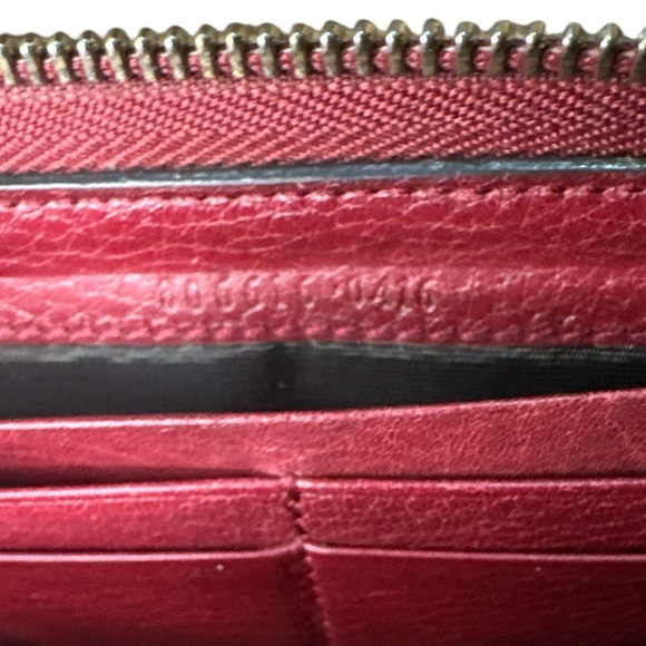 GUCCI GG Beige Logo Canvas Leather Red Bifold Zip Wallet Bamboo Leather tassels - Picture 15 of 15